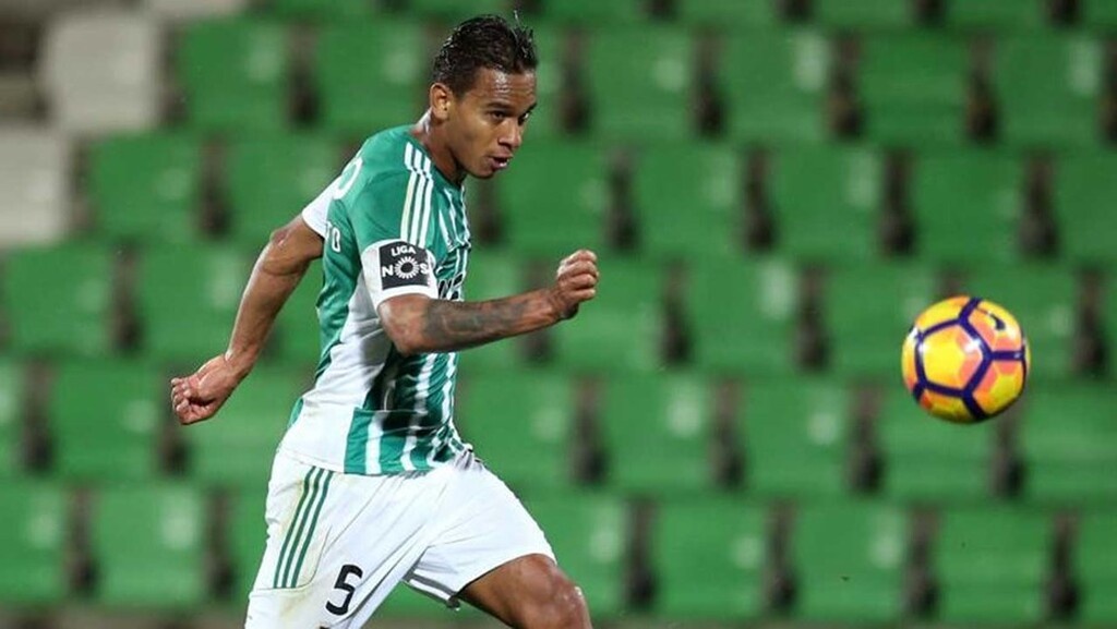 Ο λόγος για τον Φελίπε Αουγκούστο, ο οποίος αγωνίζεται στη Ρίο Άβε.