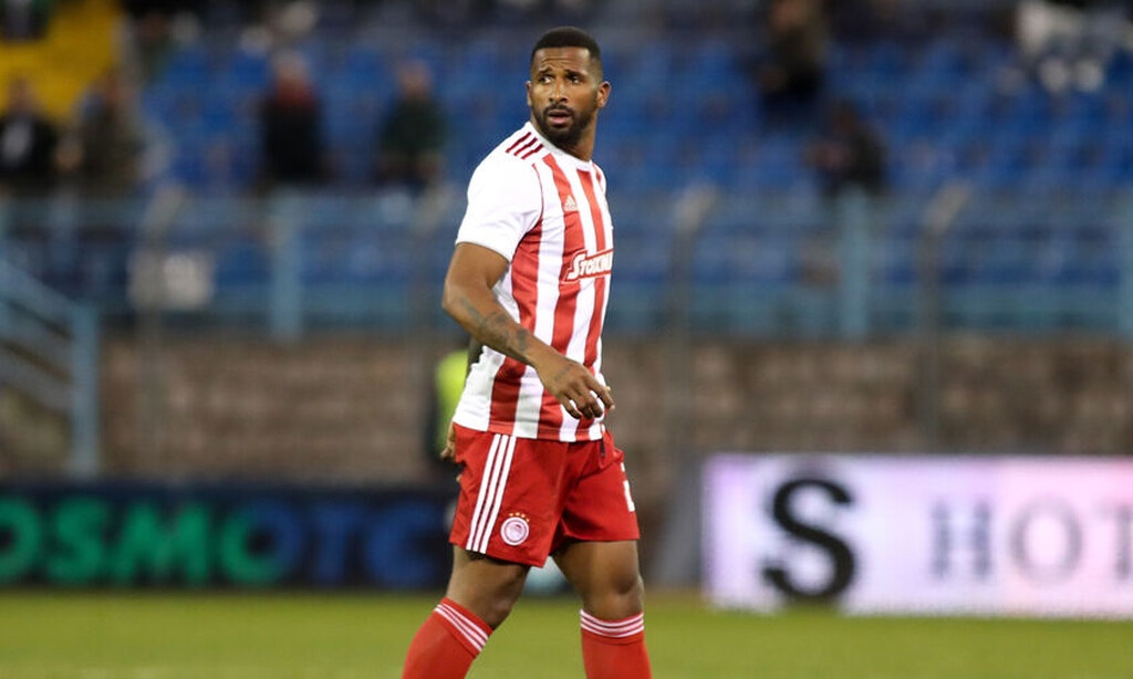 Ο Καφού βρίσκεται στα υπόψιν του Άρη, ο οποίος παρακολουθεί διακριτικά την περίπτωσή του κι εφόσον βρει πρόσφορο έδαφος, δεν αποκλείεται να κάνει ξανά κίνηση για την απόκτησή του