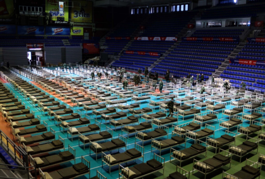 Κορονοϊός: Νοσοκομείο η «Χάλα Πιονίρ» (photos)