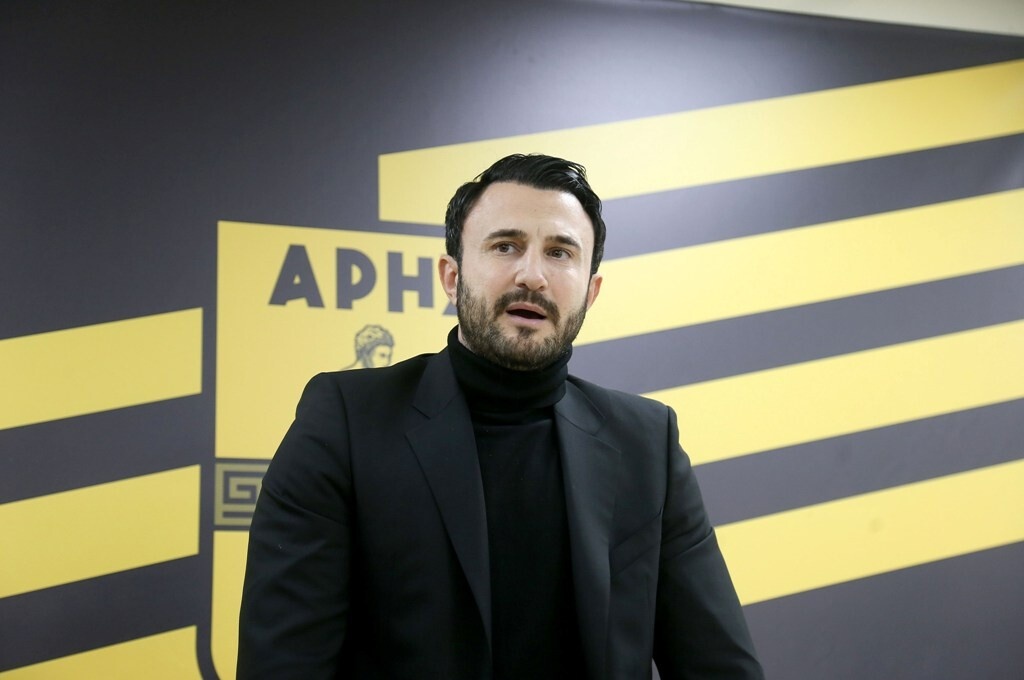 Άρης: Στέλνει 2,5 εκατ. μάσκες από την Κίνα στην Ελλάδα ο Καρυπίδης!