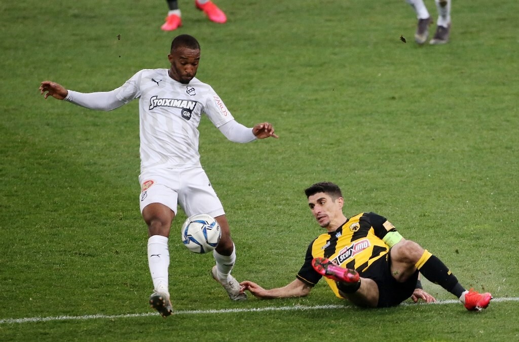 Ο λόγος για τον Λισάνδρο Σεμέντο, ο οποίος αγωνίζεται στον ΟΦΗ, ως δανεικός από τη Φορτούνα Σιτάρτ, καταγράφοντας 23 ματς, 7 γκολ και 3 ασίστ φέτος.