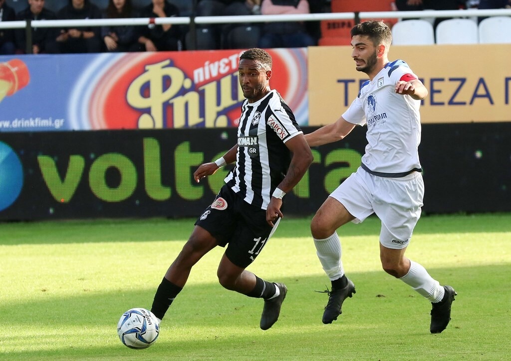 Δημοσίευμα στη Βραζιλία αναφέρει πως ο Ολυμπιακός όχι απλώς κοιτά τον 24χρονο άσο, αλλά έχει επικοινωνήσει με την ολλανδική ομάδα.