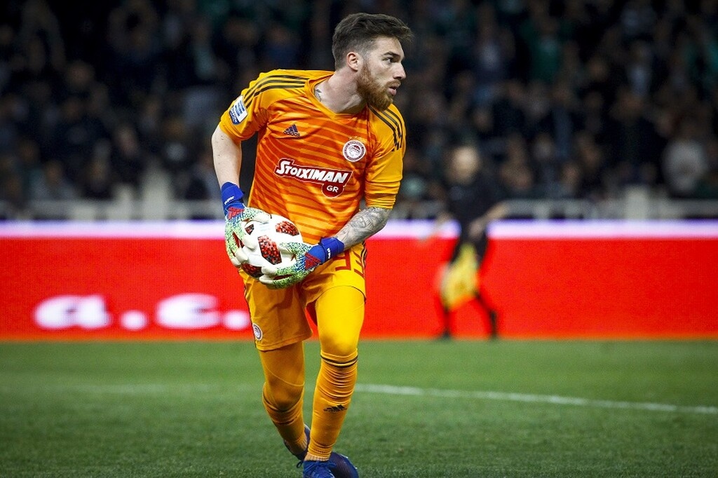 Ένας ακόμη παράγοντας είναι οι σχέσεις του Ζόρζε Μέντες με ομάδες της Premier League, οπότε τα δεδομένα μπορεί να διαφοροποιηθούν ανάλογα με τα οικονομικά «θέλω» του παίκτη του διάσημου μάνατζερ.