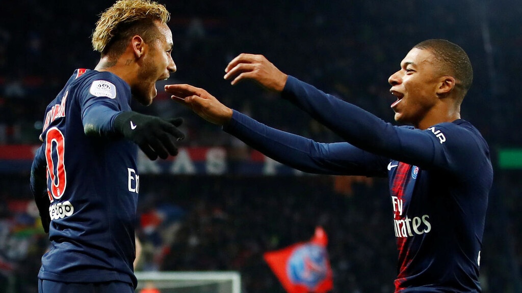 Οι όποιες σκέψεις υπήρχαν για παραχώρησή τους έχουν πλέον απομακρυνθεί, καθώς στο νέο οικονομικό περιβάλλον που δημιουργείται από τον κορωνοϊό η ομάδα του Παρισιού είναι αδύνατο να βρει προτάσεις που θα την ικανοποιούν για τον Γάλλο και τον Βραζιλιάνο.