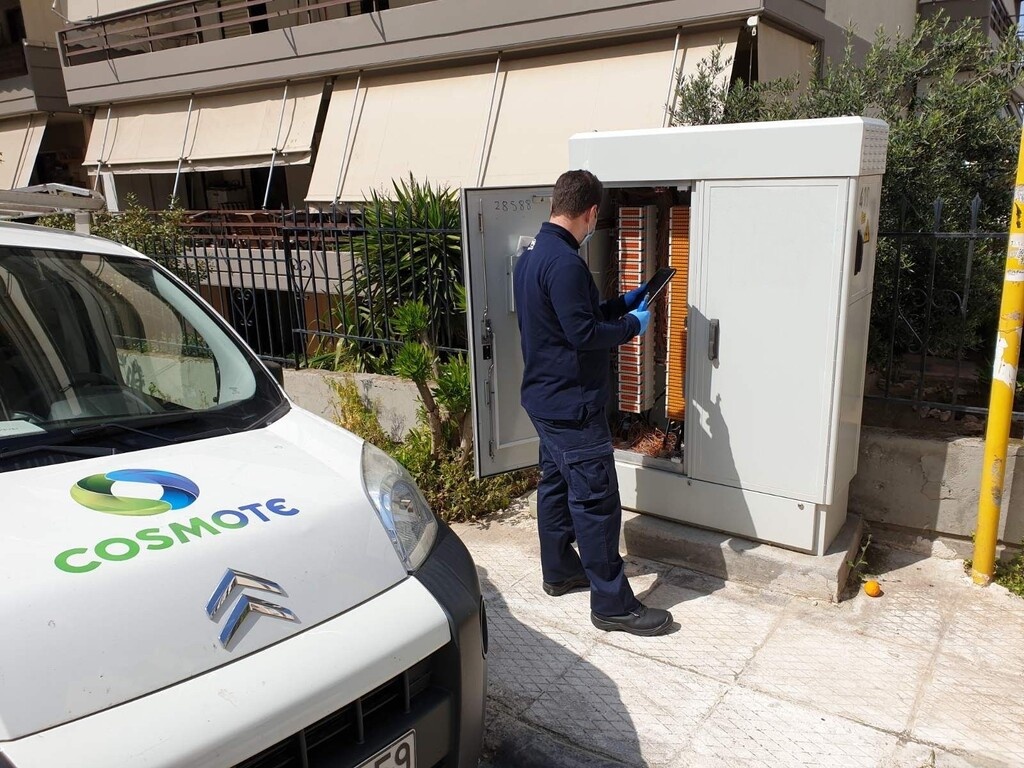 COSMOTE: Τεχνικοί και πελάτες μαζί στη μάχη κατά του κορωνοϊού
