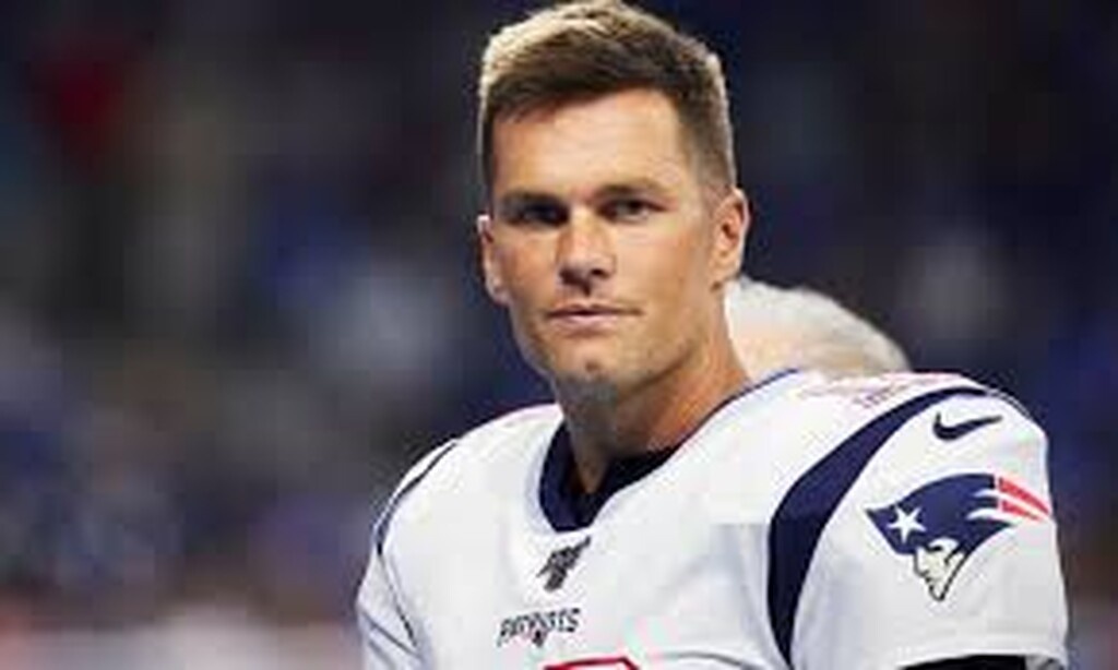 Τον κορυφαίο στην ιστορία του NFL, Τομ Μπρέιντι.