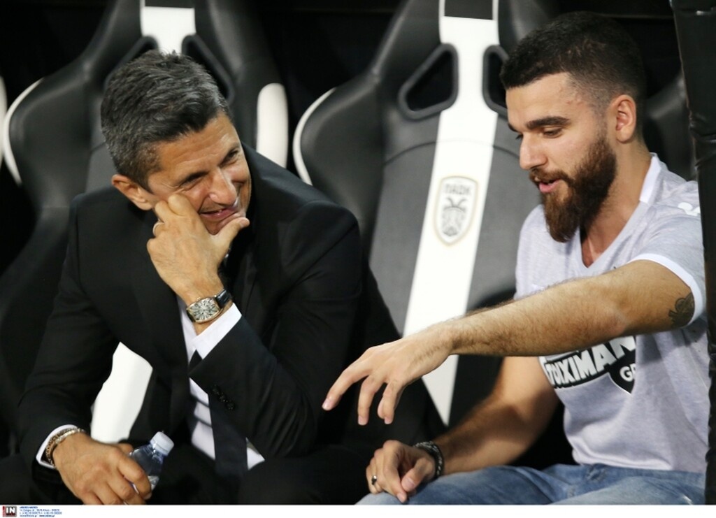 Παράλληλα ο Λουτσέσκου μίλησε και για την αποχώρησή του κάνοντας λόγο για... παρεξηγήσεις αλλά και για παίκτες που ήταν κομβικοί αλλά «δεν κατάφερε η ιδιοκτησία να τους κρατήσει στην ομάδα και με τη σειρά μου… αναγκάστηκα να πάρω την απόφαση να φύγω»