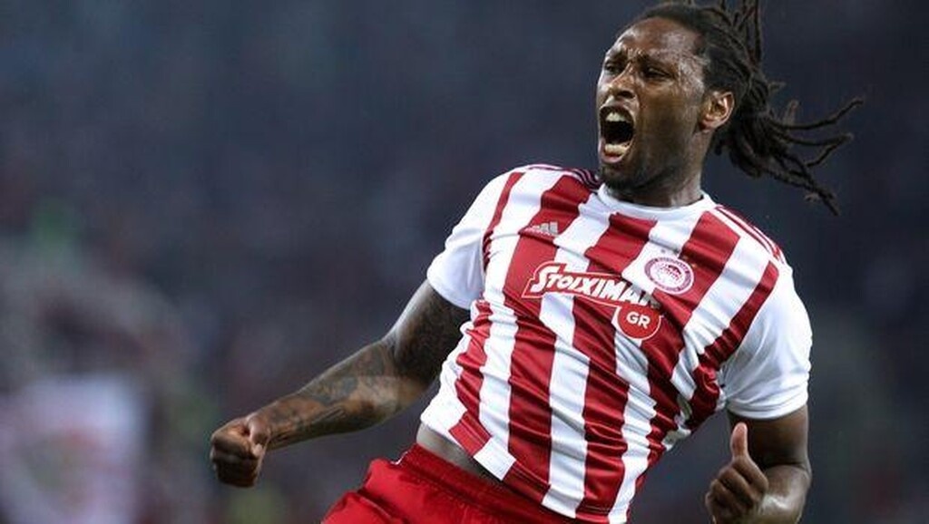 Ο Ρούμπεν Σεμέδο αποτελεί ακόμα έναν ποδοσφαιριστή του Ολυμπιακού, που ομάδες του εξωτερικού κάνουν... ουρά προκειμένου να βρεθεί η μια που θα τον αποκτήσει...