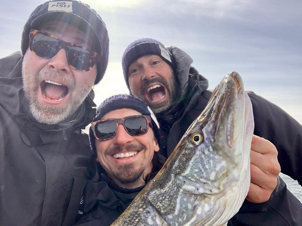 Απίθανος Ζλάταν, πήγε για... ψάρεμα (photos)