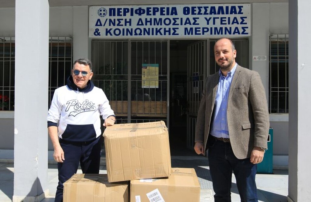 Παρέδωσε 10.000 μάσκες στην Περιφέρεια Θεσσαλίας ο Κούγιας (photos)