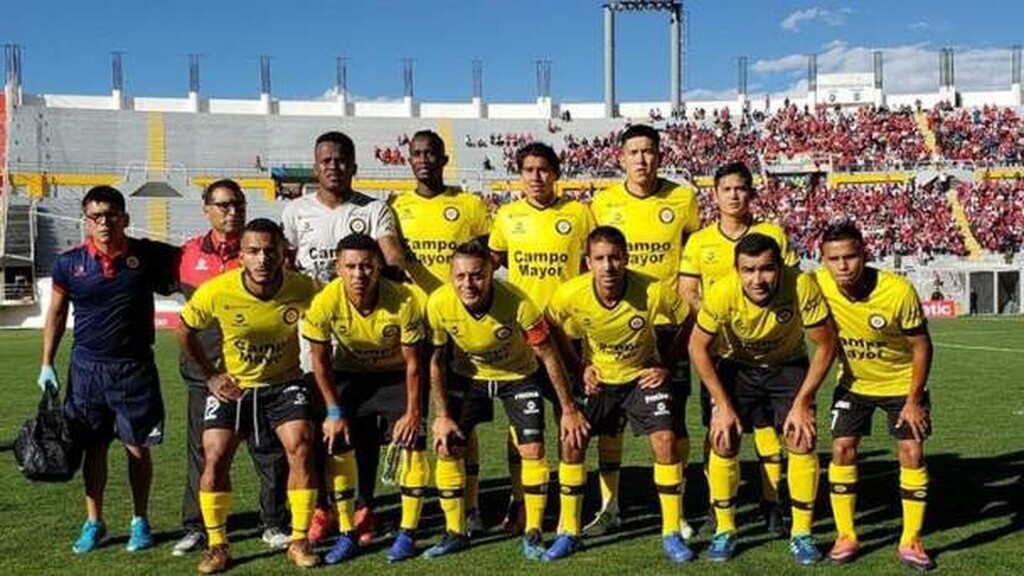 Κορονοϊός: Ομάδα απέλυσε τους πάντες!