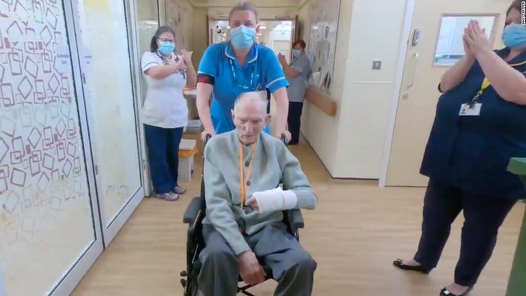 Κορονοϊός: Ο 100χρονος βετεράνος οπαδός της Λιβέρπουλ που νίκησε τον ιό (photos)