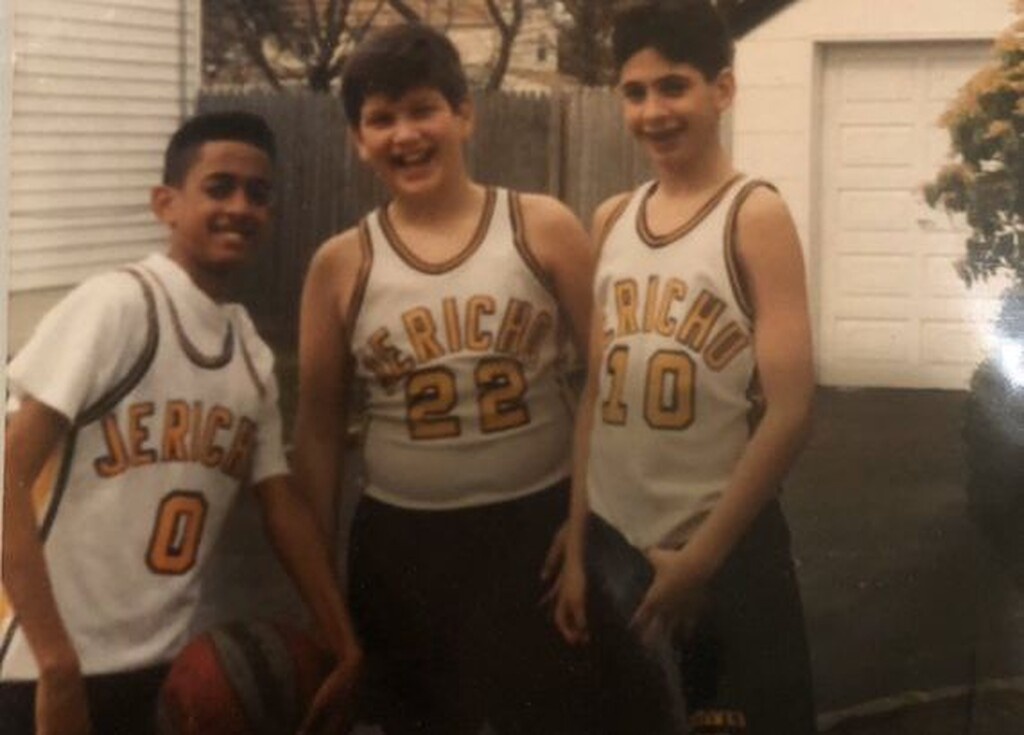 Ξεκίνησε να παίζει στο κολέγιο του Μέριλαντ και ήρθε για πρώτη φορά στην Ευρώπη το 2003 για τη Φαμπριάνο, έπαιξε στη Λιβόρνο αλλά και στην Ταού, πριν βρεθεί στην Μπενετόν.