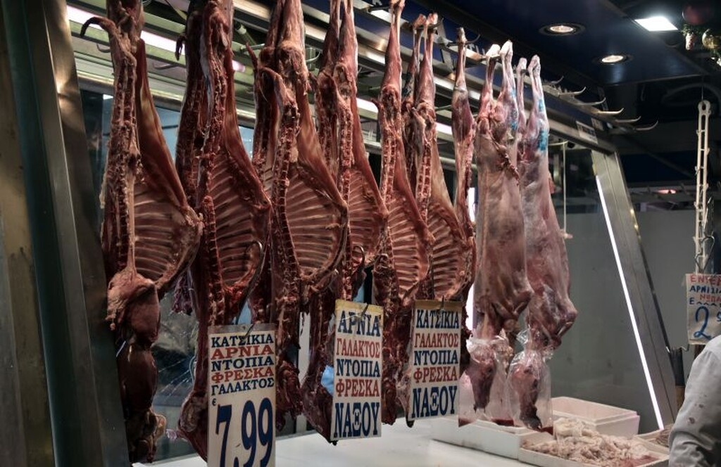 Την τιμητική τους είχαν τα αρνιά και γενικότερα τα κρέατα, για το Πάσχα...