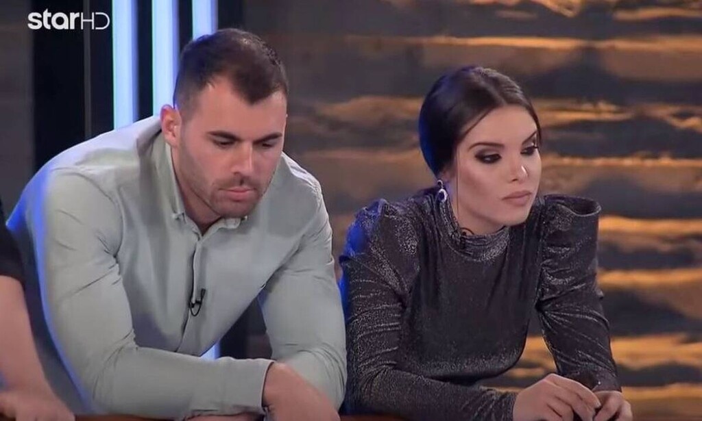 Φήμες, πάντως, λένε πως υπήρχαν κι άλλα φλερτ πέρα από αυτό με τον Μπέλλον. Πάντως, η φωτογραφία της που κυκλοφορεί έξω από το παιχνίδι δεν έχει να κάνει με τη μαγειρική
