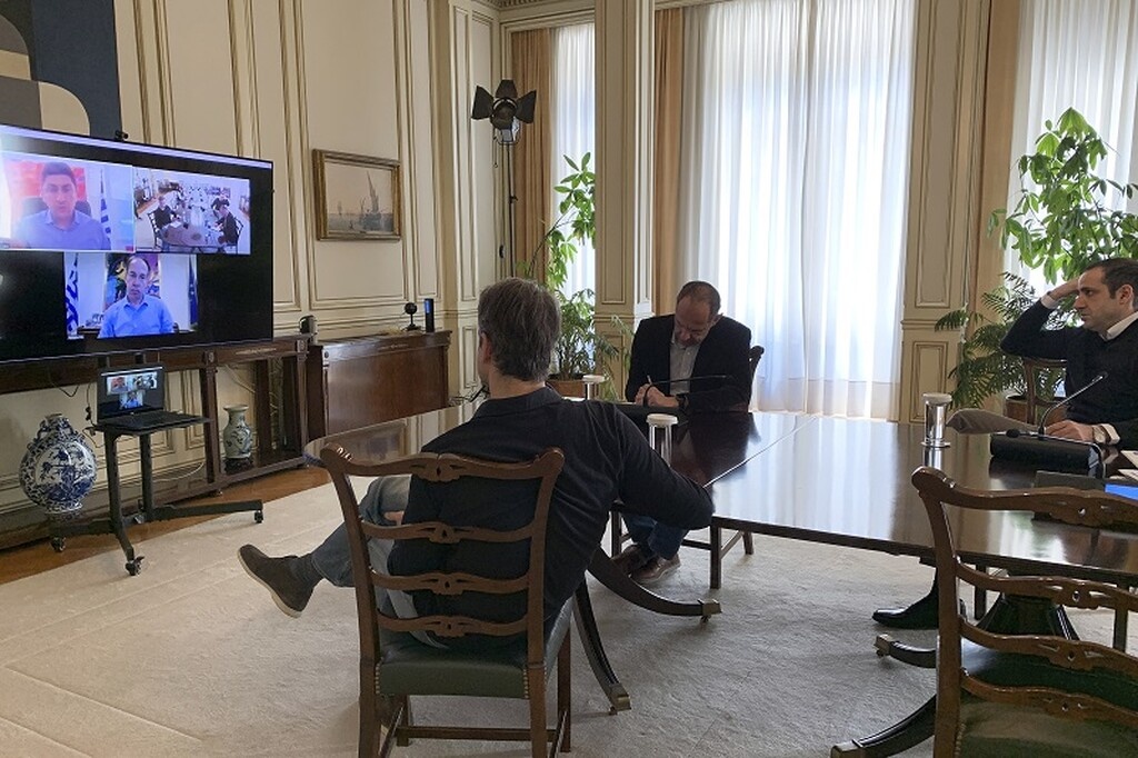 Κορονοϊός: Τηλεδιάσκεψη Μητσοτάκη - Αυγενάκη για το... σχέδιο επιστροφής (photos)