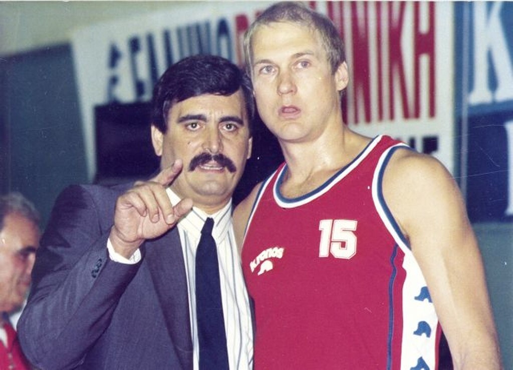 Μαρκ Λάντεσμπεργκερ (Πανιώνιος – 1988/89)
Πρωταθλητής με: Σικάγο Μπουλς (1980), Λος Άντζελες Λέικερς (1982)