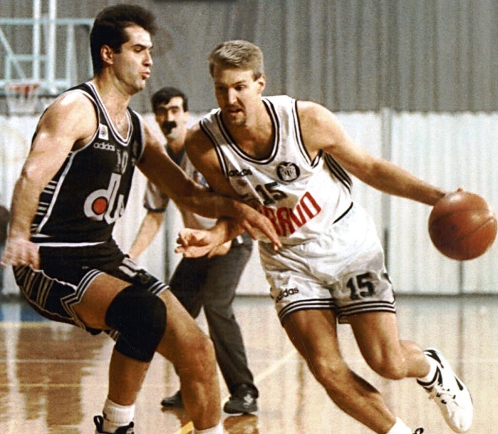 Ματ Μπούλαρντ (ΠΑΟΚ – 1994/95)
Πρωταθλητής με: Χιούστον Ρόκετς (1994)