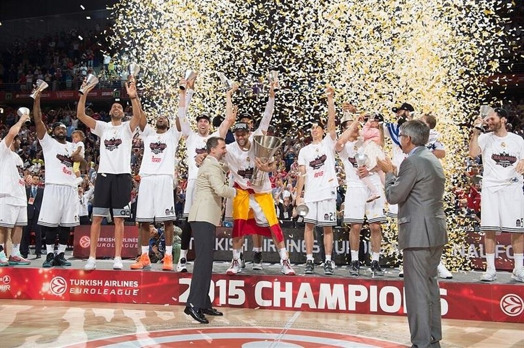 ΡΕΑΛ ΜΑΔΡΙΤΗΣ (2015 – Barclaycard Center): Οι Μαδριλένοι είναι η μοναδική ομάδα που το έχει πράξει δύο φορές, καθώς πριν μια πενταετία κατέκτησε το τρόπαιο και στην τωρινή της έδρα.