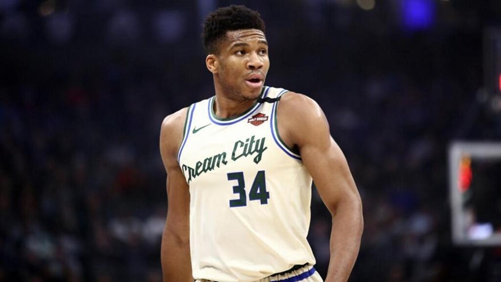 Γιάννης Αντετοκούνμπο: Στο Νο 27 όλων των εποχών του ESPN (photos&video)