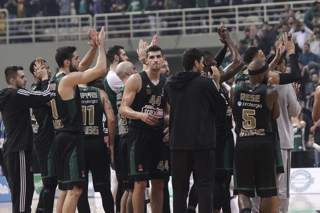 ΠΑΝΑΘΗΝΑΪΚΟΣ ΟΠΑΠ – 4 «100άρες» – Ρεκόρ: 3-1: 14 Νοεμβρίου: Παναθηναϊκός ΟΠΑΠ-Άλμπα Βερ. 105-106 (88-88κ.α., 98-98α' παρ.), 28 Νοεμβρίου: Παναθηναϊκός ΟΠΑΠ-Μπασκόνια 100-68, 3 Ιανουαρίου: ΤΣΣΚΑ Μόσχας-Παναθηναϊκός ΟΠΑΠ 102-106 (89-89κ.α.