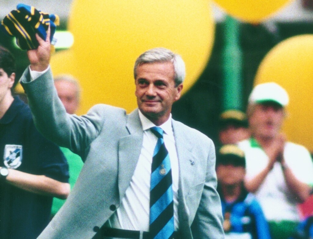 Θρήνος στην Ίντερ: «Έφυγε» ο Τζίτζι Σιμόνι (photos)