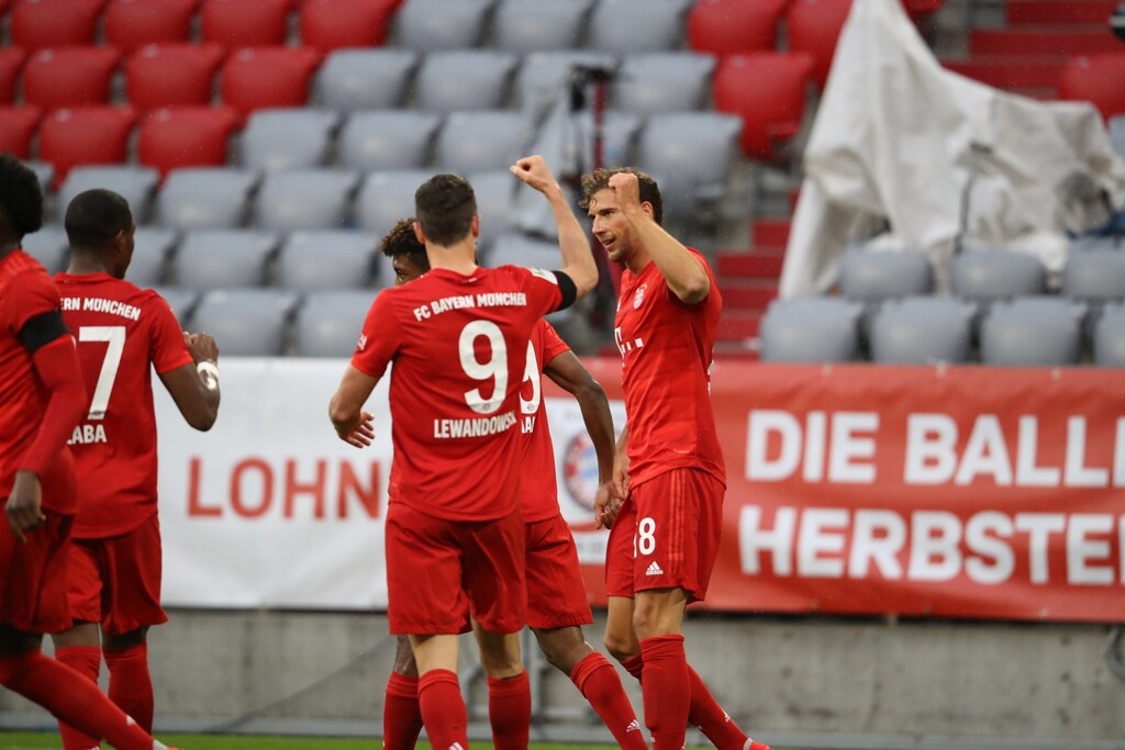 Bundesliga: «Καθάρισε» η Μπάγερν (photos+video)