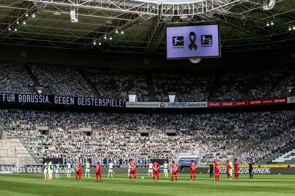 Bundesliga: Οι εξέδρες σε «Borussia Park» και «Volkswagen Arena» (photos+videos)