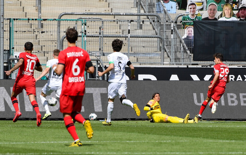 Bundesliga: Ασταμάτητη η Ντόρτμουντ, επιτέλους νίκη για Βέρντερ (photos+video)