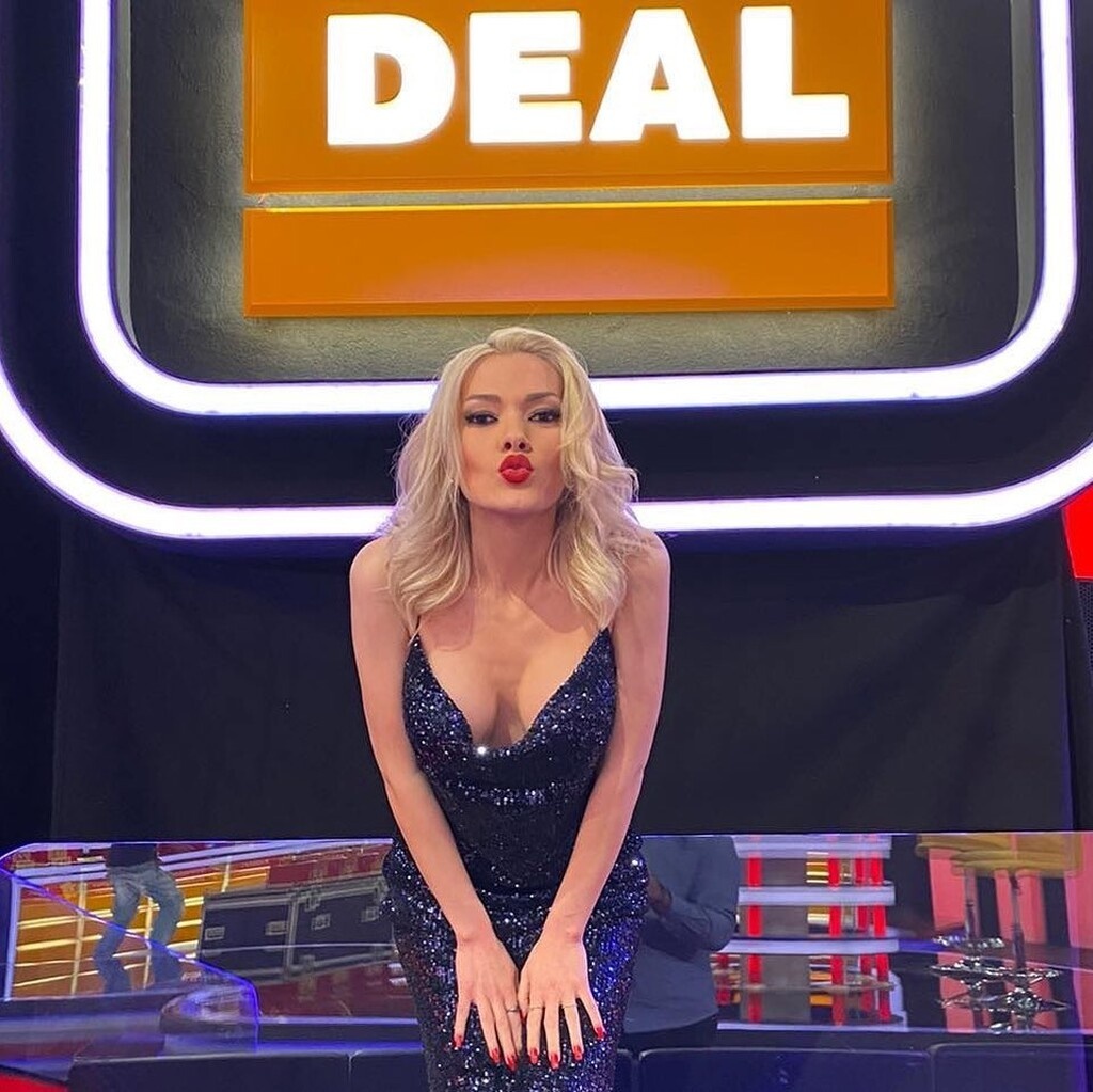 Η πρώτη παίκτρια του «Deal» μετά την καραντίνα ήταν… φωτιά! (videos+photos)
