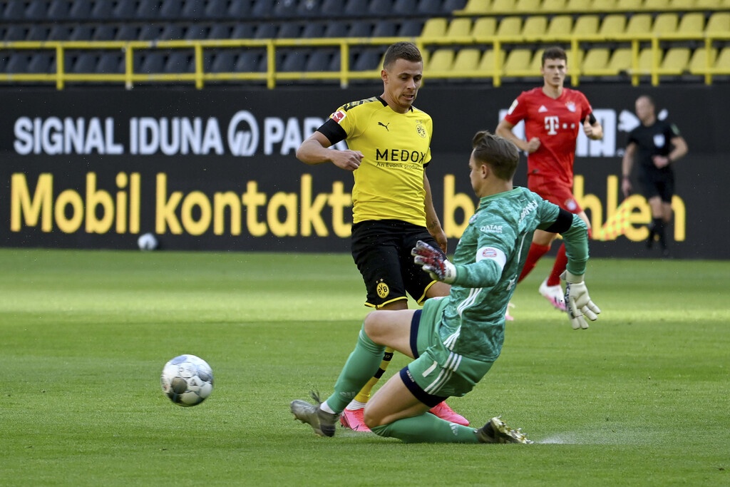 Ντόρτμουντ-Μπάγερν Μονάχου: «Συναγερμός» με Χάαλαντ, αποχώρησε τραυματίας (video+photos)