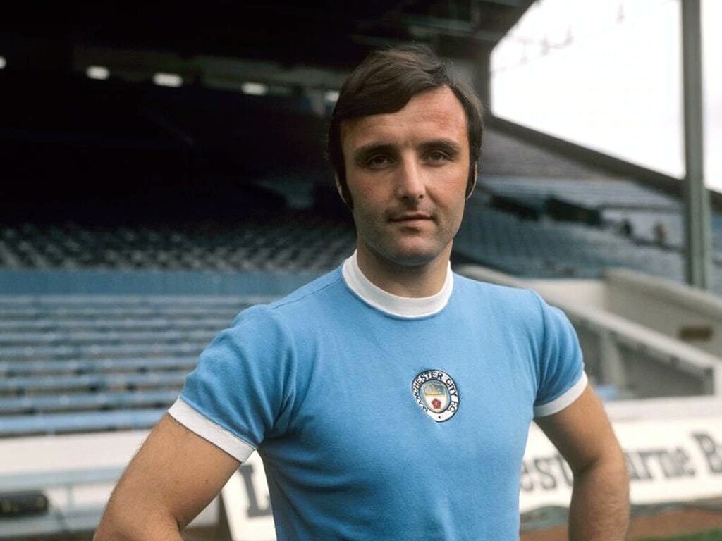 Θρήνος στην Αγγλία: Πέθανε ένας «θρύλος» της Μάντσεστερ Σίτι