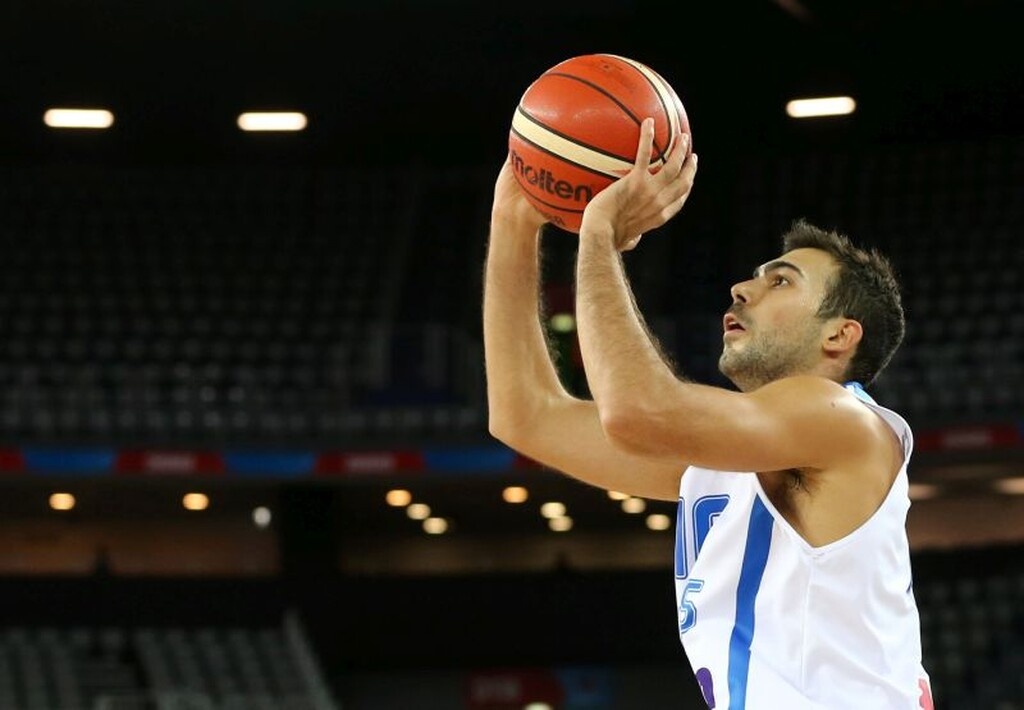 Οι τελευταίες πληροφορίες αναφέρουν πως τα πράγματα δεν είναι έτσι ακριβώς και υπάρχουν νέα δεδομένα στο ενδιαφέρον της Ρεάλ Μαδρίτης για τον Κώστα Σλούκα που είναι υπαρκτό και έντονο!