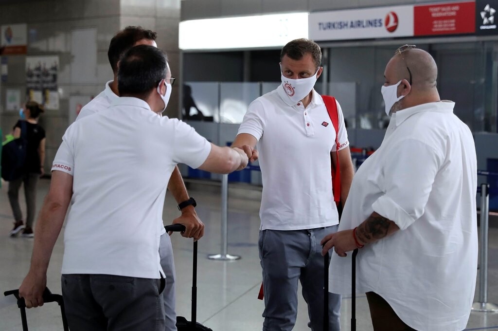 Ολυμπιακός: Αναχώρησε για Θεσσαλονίκη (photos)