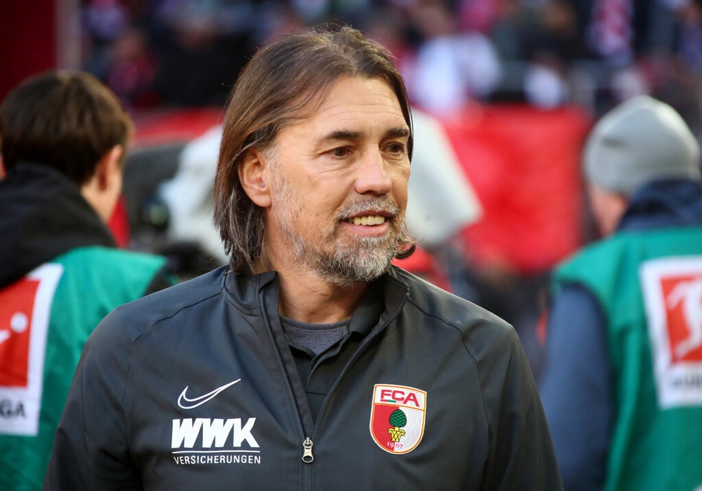 Ο Ελβετός Μάρτιν Σμιντ ήταν η επόμενη επιλογή Ρέμπε, που έμεινε ως τον Φεβρουάριο του 2018 για 22 ματς στην ομάδα. Σήμερα ο Σμιντ είναι χωρίς ομάδα, έχοντας περάσει ακόμα από τον πάγκο των Μάιντς και Άουγκσμπουργκ.