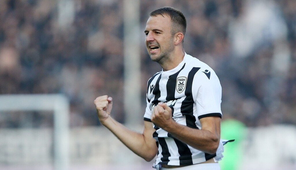 Λόγω της πανδημίας του κορονοϊού και τη διακοπή της αγωνιστικής δραστηριότητας για σχεδόν τρεις μήνες, ο ΠΑΟΚ ζήτησε από τα «λιοντάρια» της Λισαβόνας έναν μήνα παράταση