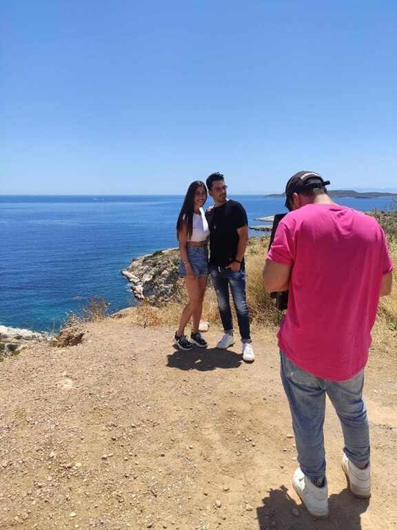 Θανάσης Βασιλάκος: Backstage από το νέο του video clip με πρωταγωνίστρια τη Φελίσια Λαπάτη