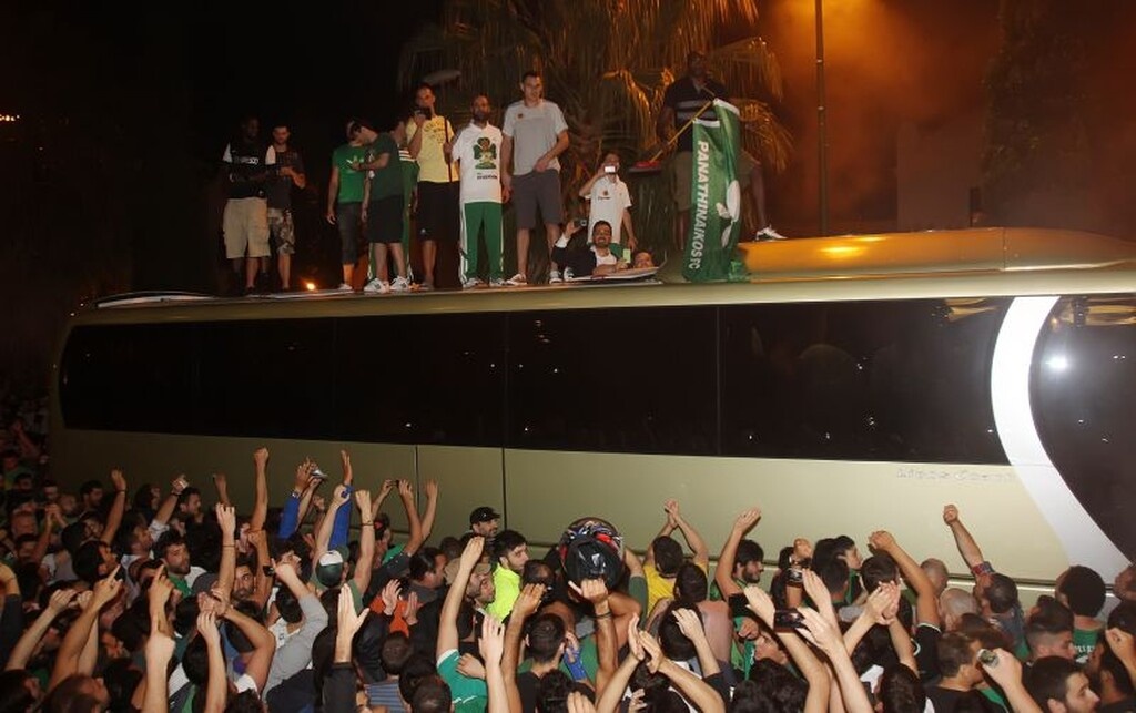 Όταν ο Παναθηναϊκός έβγαλε… σκούπα στο ΣΕΦ (video+photos)