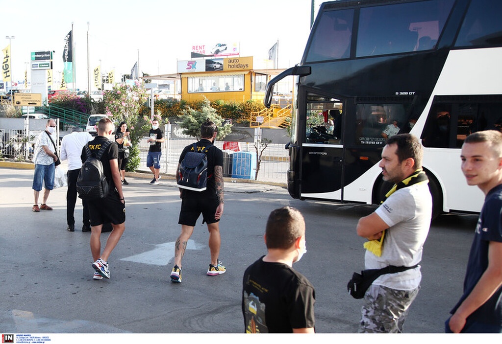 ΑΕΚ: Η άφιξη στο Ηράκλειο (photos)