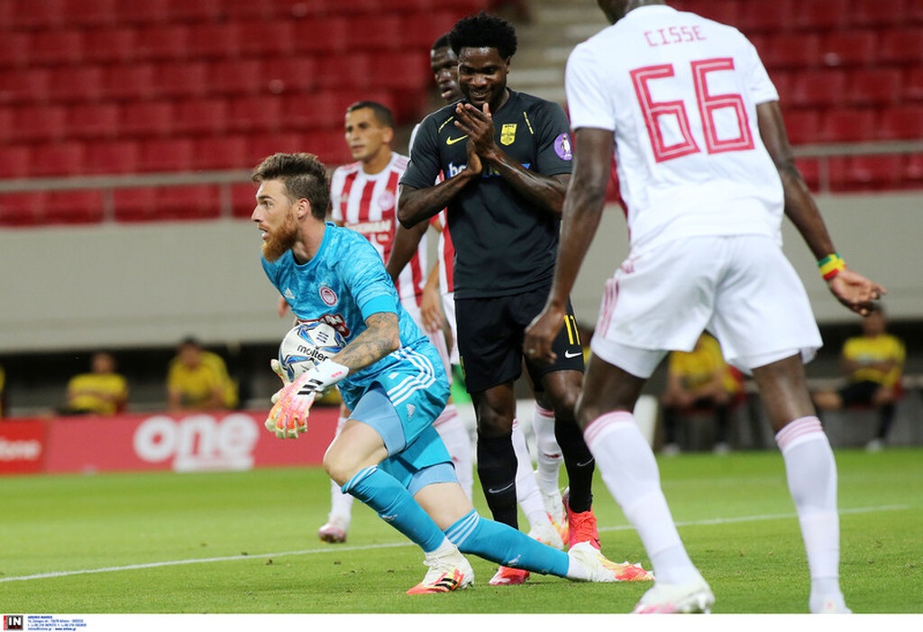 Το ματς του Ολυμπιακού με τον Άρη σε εικόνες