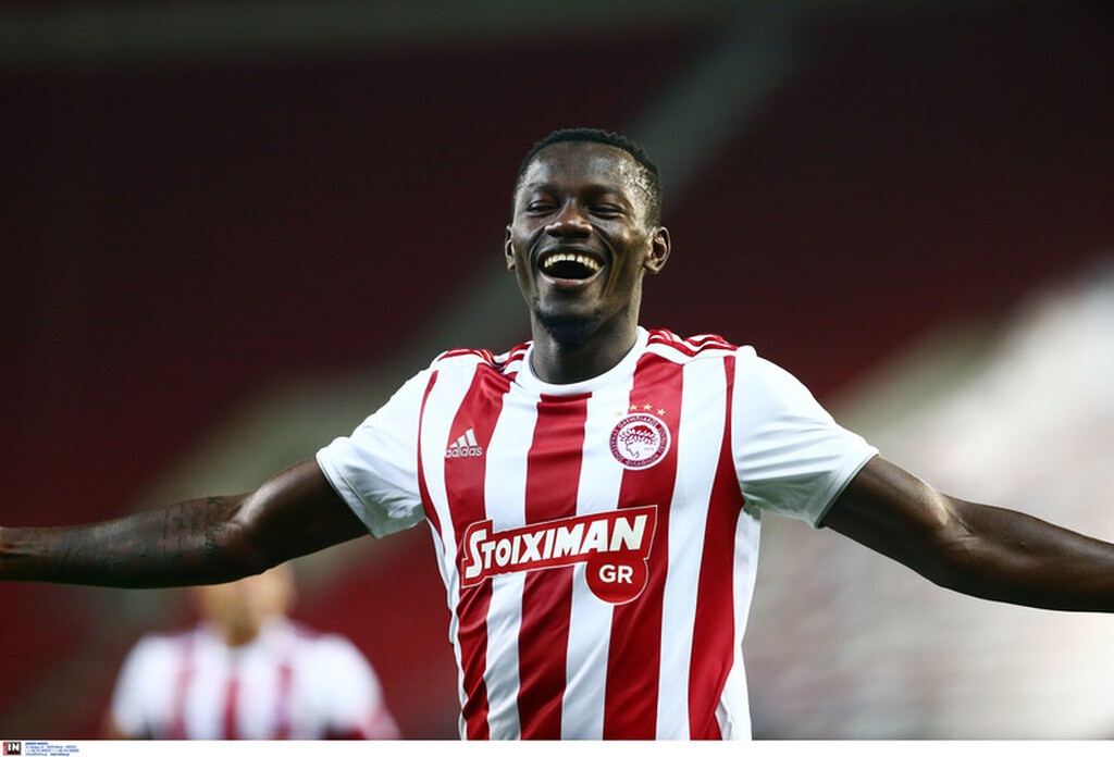 Το ματς του Ολυμπιακού με τον Άρη σε εικόνες