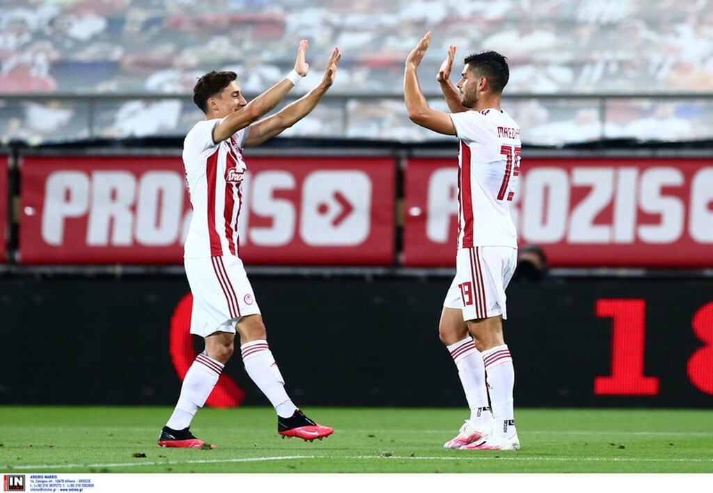 Το ματς του Ολυμπιακού με τον Άρη σε εικόνες