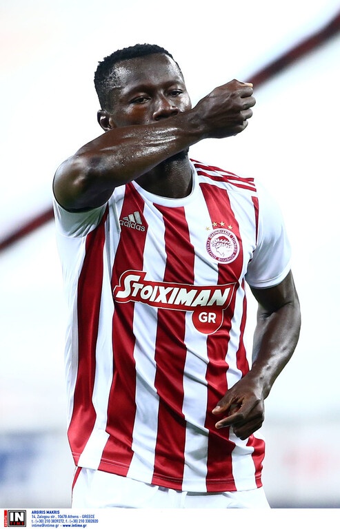 Το ματς του Ολυμπιακού με τον Άρη σε εικόνες