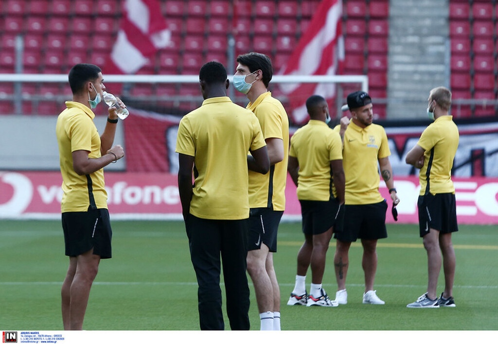 Ολυμπιακός: Με Σισέ στην ενδεκάδα (photos)