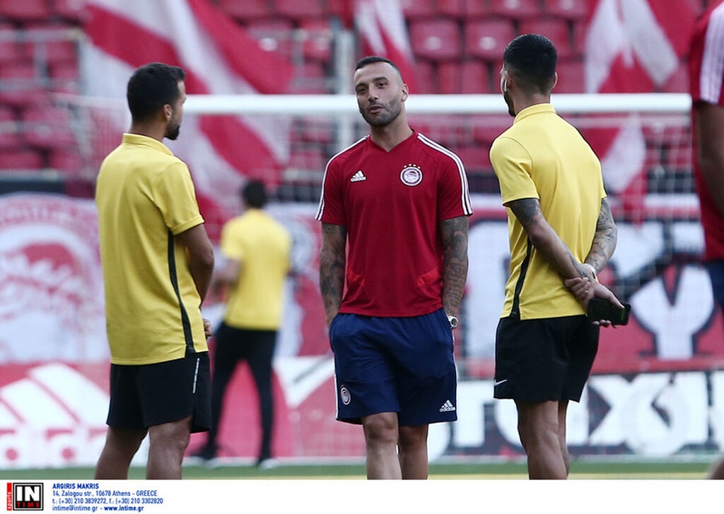 Ολυμπιακός: Με Σισέ στην ενδεκάδα (photos)