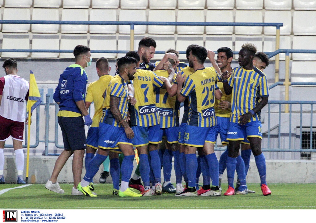 Παναιτωλικός-Λάρισα 3-0: «Ανάσα» με show Μουνιέ (photos)