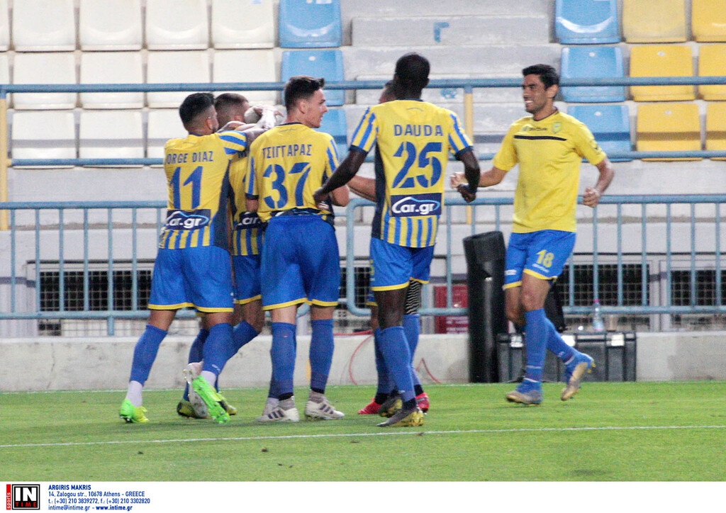 Παναιτωλικός-Λάρισα 3-0: «Ανάσα» με show Μουνιέ (photos)