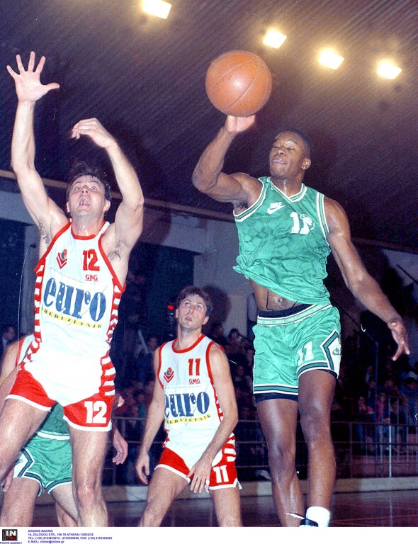 Ο Παναθηναϊκός ΟΠΑΠ θυμήθηκε τον Αντόνιο Ντέιβις (video)