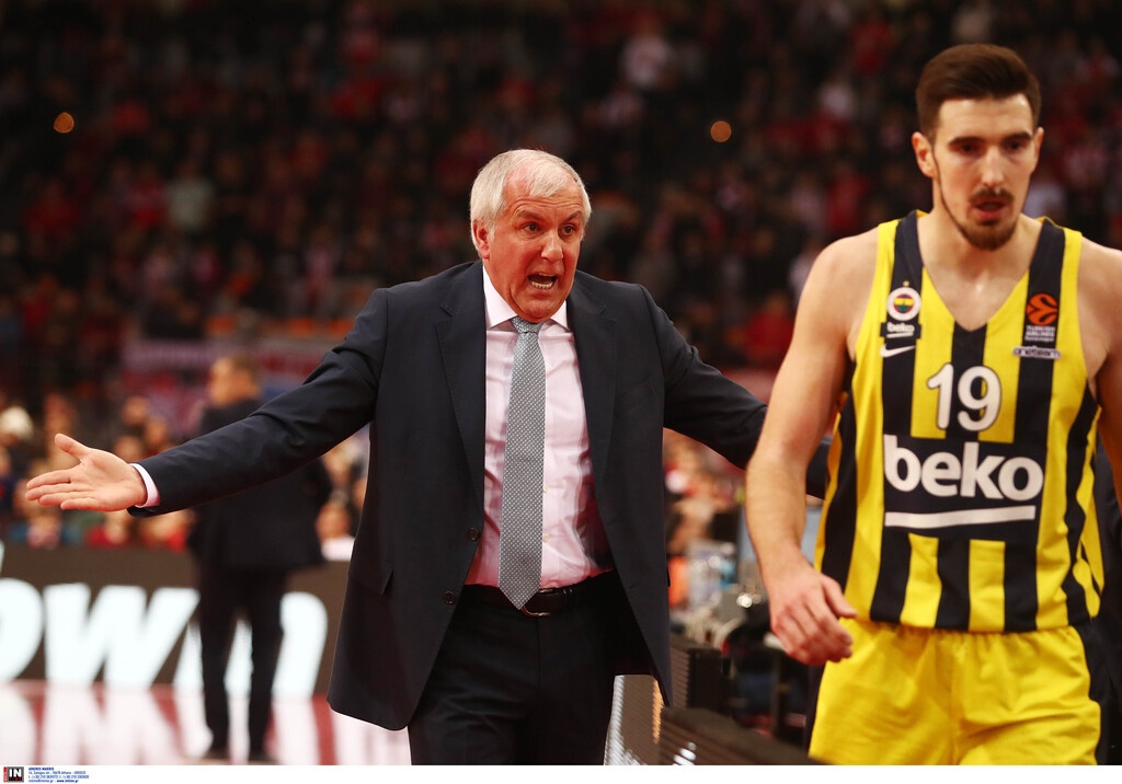 Φενέρμπαχτσε: «Συμφώνησε με Ομπράντοβιτς, μένει και ο Σλούκας»