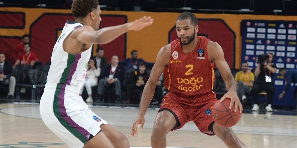 Παίκτης του Ολυμπιακού είναι με κάθε επισημότητα ο Άαρον Χάρισον, επιβεβαιώνοντας το ρεπορτάζ του Onsports!